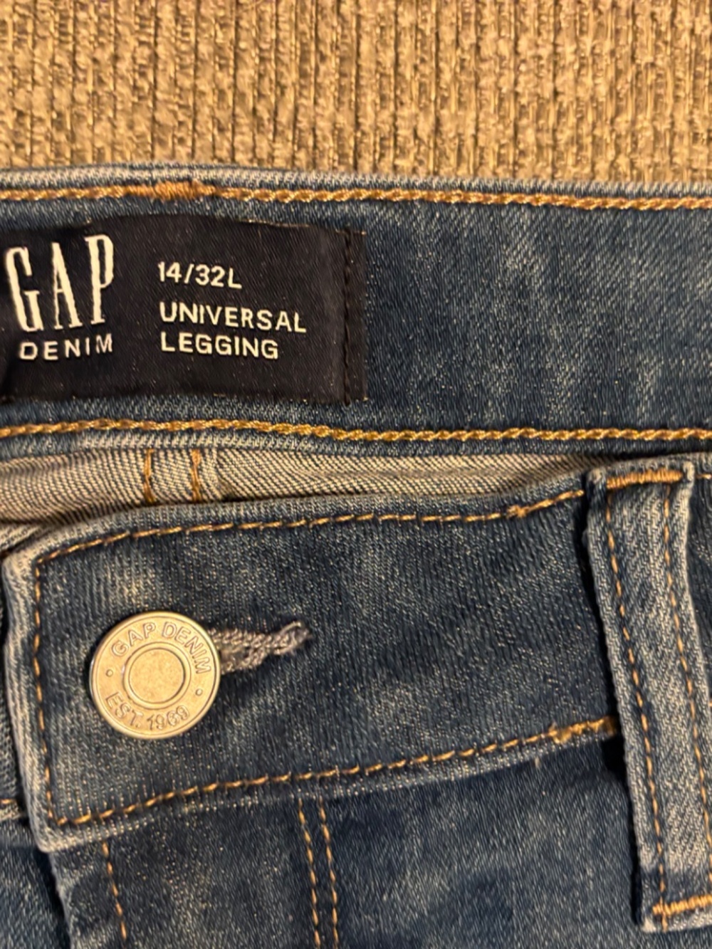 GAP Blue jeans - Picture 3 of 3
